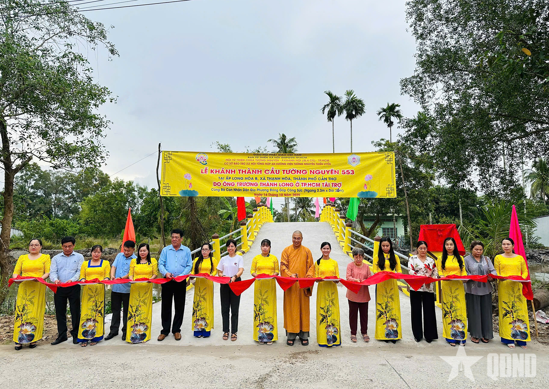 Đại đức Thích Minh Phú - hơn 1.000 